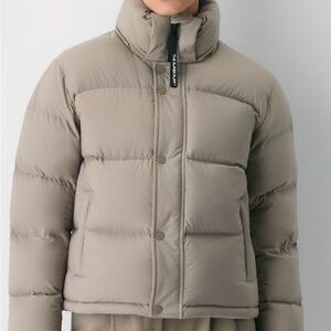 NWT Aritzia Super Puff Shorty Jacket in Modern Taupe